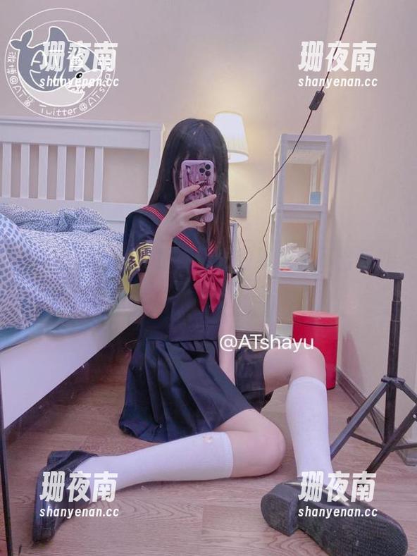 AT鲨 AT鲨这全套礼服,透光效果果然不出意外!