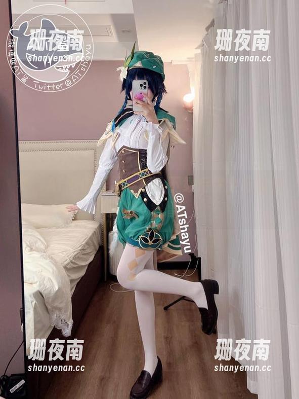 AT鲨 看,AT鲨的眼镜套图!下载后你会有意想不到的‘睿智’!