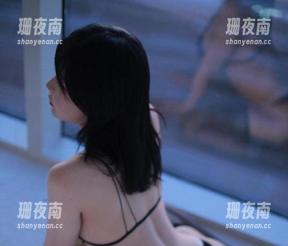 Addielyn(에디린)的夜景让我思绪万千，全套图集就像我追思初恋的日记，回忆怎能如此美丽！