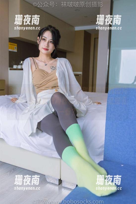 BoBoSocks袜啵啵-甜甜圈 BoBoSocks袜啵啵 - 甜甜圈的福利图片来了,你确定短肉丝和脚尖加固不想拥有一份?