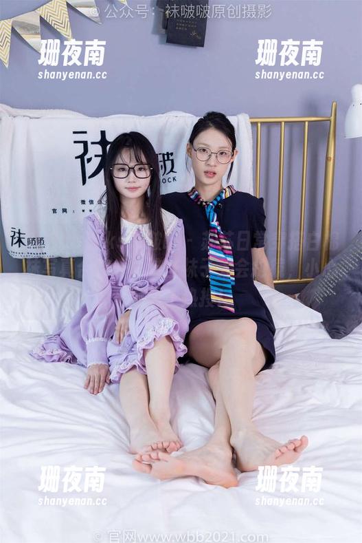 BoBoSocks袜啵啵-苏苏 BoBoSocks袜啵啵 - 苏苏日常穿搭白棉袜写真合集——这些袜子太会抢镜,小心意外上热搜!