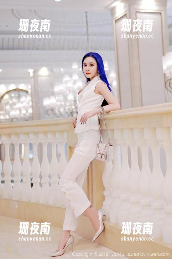 Feilin嗲囡囡-K8傲娇萌萌Vivian Feilin嗲囡囡 - K8傲娇萌萌Vivian校服全集,下载是必须的,别问我理由!