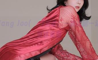 图集里的Jang Joo(장주)运动：一边抬腿一边吃薯片的绝佳寓意