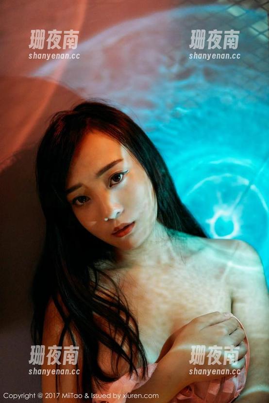 MiiTao蜜桃社-伊素妍 MiiTao蜜桃社 - “旗袍是件美衣,每个伊素妍都值得有个免费图包!”(听说穿上后能转运,嘿嘿嘿。)