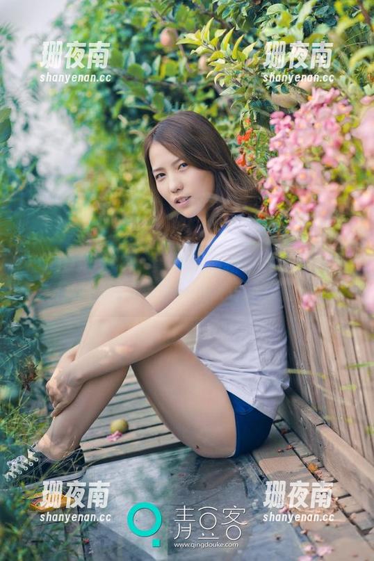 TGOD推女神 - 黄梦羡最新写真集：裤里丝和她的魅惑，一不小心就陷进去啦！