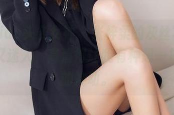 TouTiao头条女神 – 张梓柔的灰丝写真,清新又迷人,高清得让我有种想一探究竟的冲动。