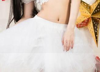 UGirls尤果网 – 欣杨Kitty带来最新短裙图包,想要的话,可得速战速决!