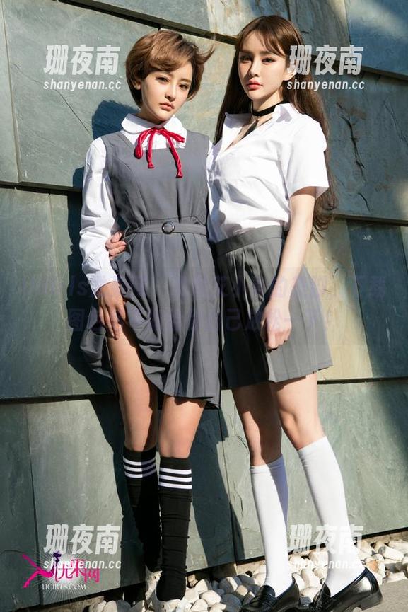 UGirls尤果网 - 说说艾小青的美脚，下载图包后不如给你自己放松一下！