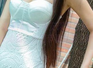 UGirls尤果网 – 看韩安琪在白衬衫里拨动了多少心弦,小细节竟然那么好玩!