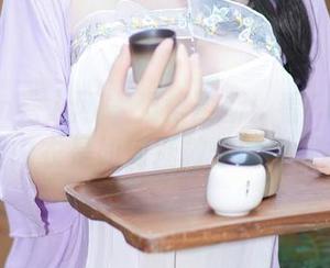 Xiuren秀人网 – 强势更新!看FoxYini孟狐狸内衣是如何拯救你的早晨疲惫?