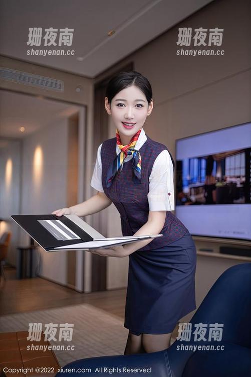 Xiuren秀人网-乔一一 Xiuren秀人网 - 免费图册:乔一一的圣诞时光,想起小时候的八宝粥