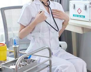 Xiuren秀人网 – 你信不信，伍晓丽Shirley的天台全套写真，每一张都像是在无声地考验我的自控能力。