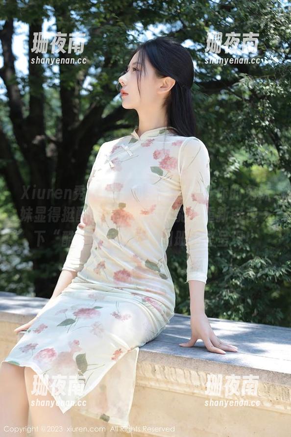 Xiuren秀人网 - 如果说皮衣让你的兔妹妹显得挺酷的话，那我可能要重新审视一下“酷”的定义了！图册完整呈现！