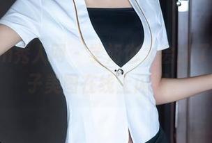 Xiuren秀人网 – 学姐也太会撩了,奈沐子美图在线上闪耀。