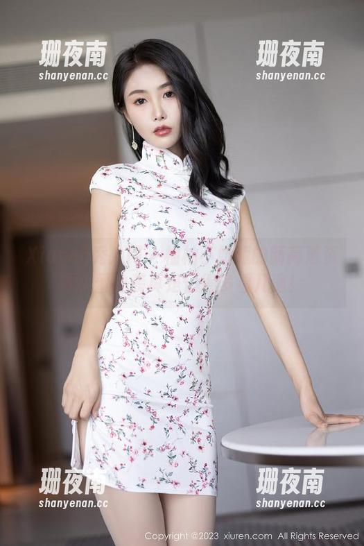 Xiuren秀人网 - 柚柚小奶瓶的新高清资源，蕾丝装真是值得多看几遍！