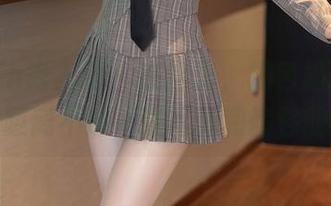 Xiuren秀人网 – 在这里，桃色奶酪与兔女郎的距离不过一张写真和偏移的视线！