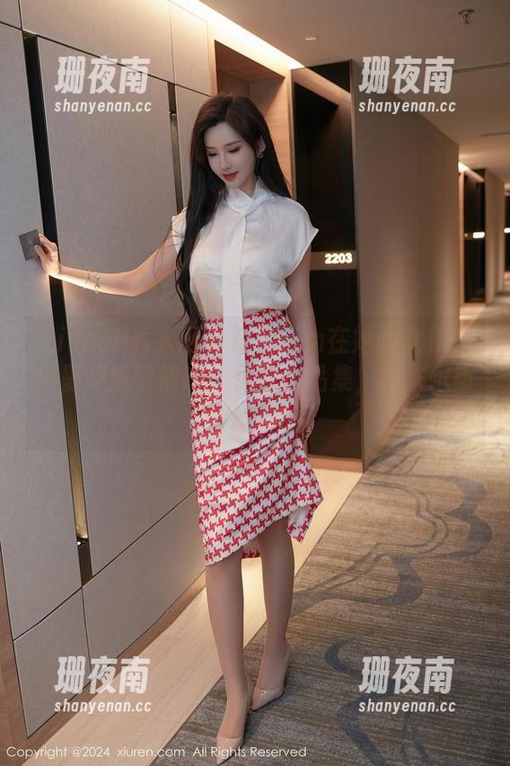 Xiuren秀人网-草莓mm Xiuren秀人网 - 草莓mm在她的女仆角色里又搞事情啦,更新作品集,快来瞅瞅吧!
