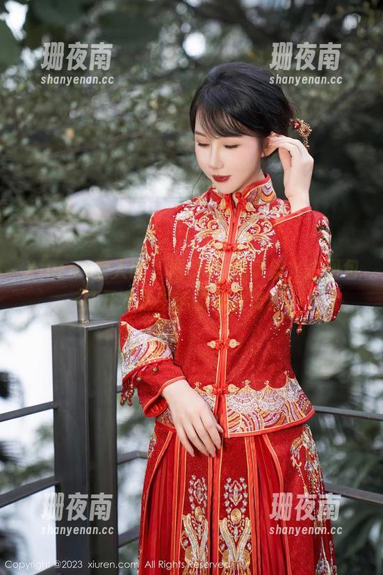 Xiuren秀人网-雨夕cy Xiuren秀人网 - 雨夕cy的美脚,把图包打开才是生活的真正舞台。