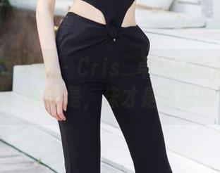 YouMi尤蜜荟 – Cris_卓娅祺的居家与图库碰撞:真相是,床才是最好的背景。