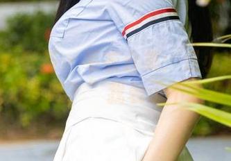 YouMi尤蜜荟 – 毛衣合集:是小逗逗在问“我好看吗?”我表示不太确定。