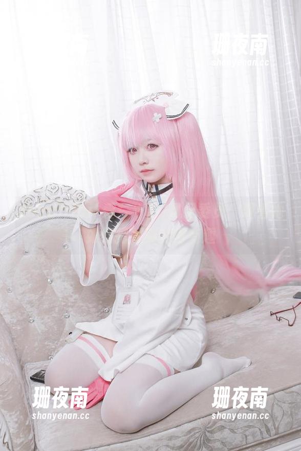 asagiriai(爱ちゃん)风纪委员：观看她如何把规则变得有趣