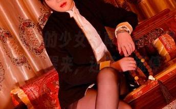 pans - 小彤的少女写真,高清得像是刚从梦中醒来,还带点迷停。