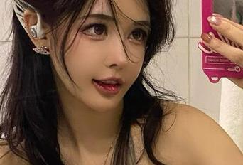 微密圈 – 于芷晴私房图片大公开，丝袜扮靓只是一小部分，忙着想象其他细节！