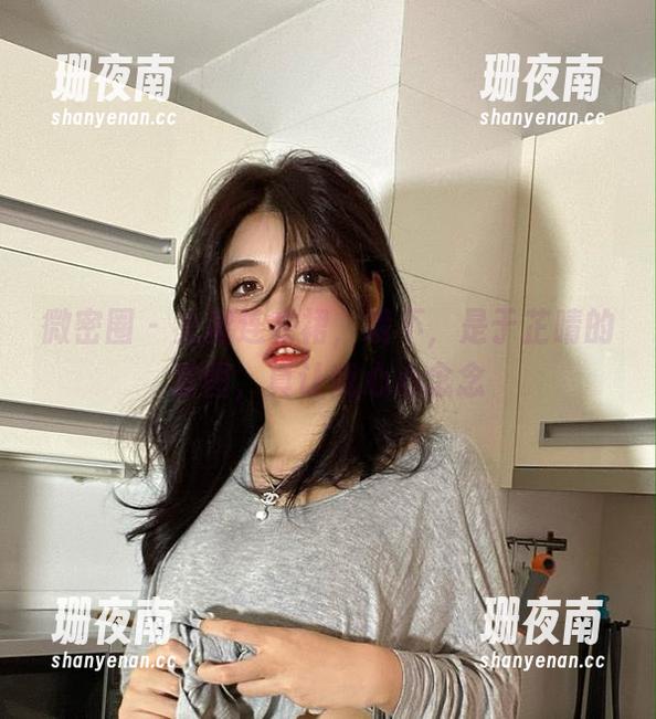 于芷晴 微密圈 - 上掀连衣裙,哦不,是于芷晴的套图,真让我心心念念