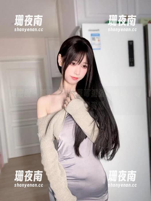 微密圈 - 踏入十万口草莓粥粥的领地，寻找美足的满意资源