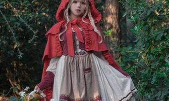 更新!“咬人小小兔”带你入伙,鸳鸯戏的写真让你忍俊不禁。