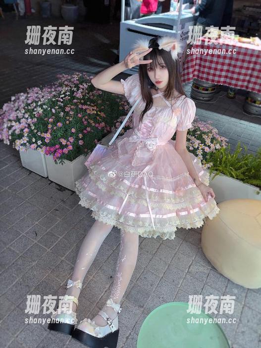 妖君白研 妖君白研又来了,写真中雷狮的和风,资源多到我直想收藏翻倍!