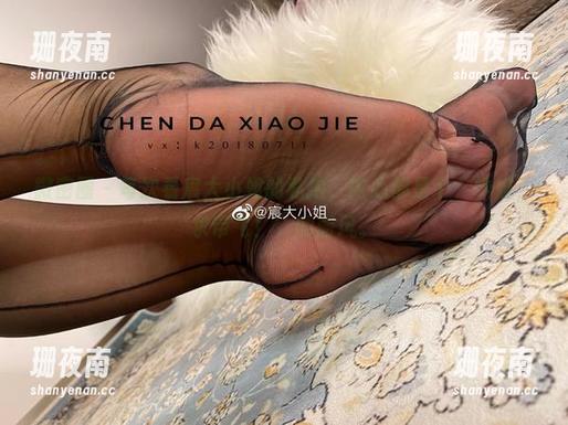 宸大小姐 微密圈 - 每次看宸大小姐的私拍,内心都是个‘学姐,求带飞!’的画风。