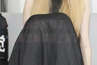 小众视觉 - 游泳季节到了,小苹果的泳装合集里新鲜货上架了。