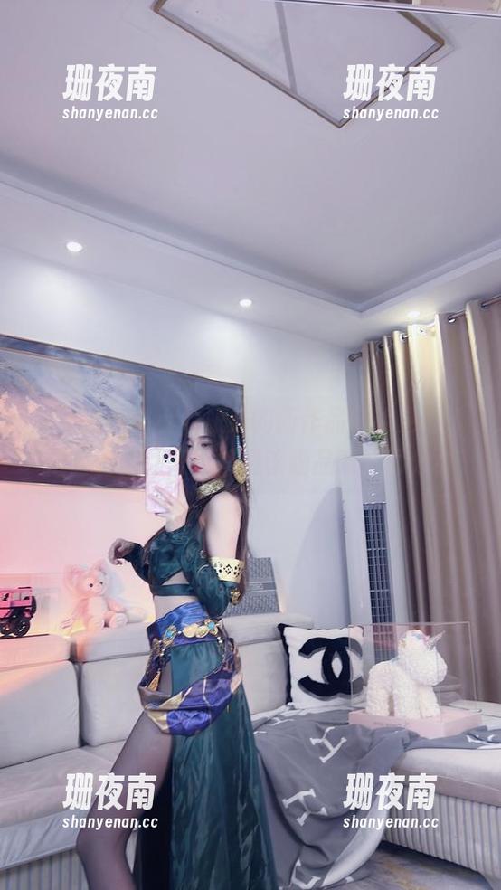 小小奶瓶儿 终于等到小小奶瓶儿的新作品学姐更新,内容好得让人不知道该细品哪个部分!