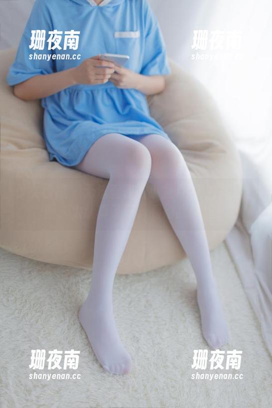 少女秩序-小鱼 少女秩序 - 无法直视的小鱼JK学妹高清套图,太认真了吧,看得我尴尬!