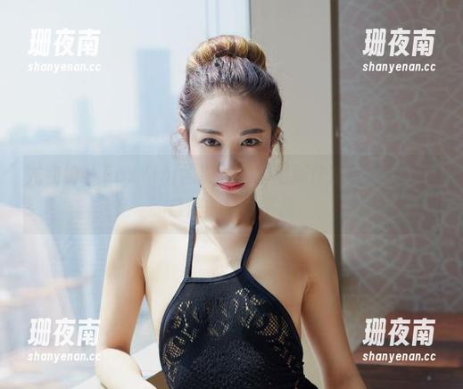 尤物馆-FoxYini孟狐狸 尤物馆 - FoxYini孟狐狸比基尼新作定制,身材与自信的绝妙平衡