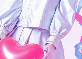 我居然在网盘里看到了尤猫醒醒ovo的和服写真,意外收获。