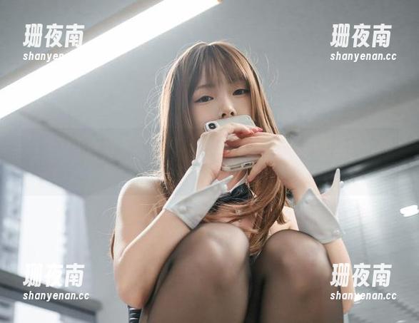 巧克力小圆面包 巧克力小圆面包大放异彩,合集里藏着“恋兔之踪”的各种可能。