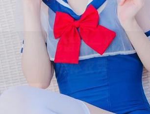 这组写真真心不能错过—幼爱youmeko的连体衣秀