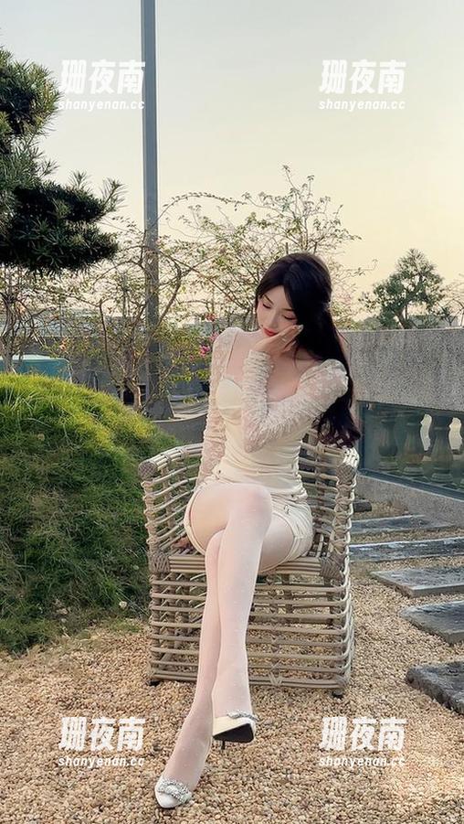 徐莉芝Booty 微密圈 - 徐莉芝Booty的裤子里探险,揭秘这一张趣味图片!
