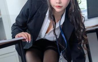 抱走莫子aa的高跟鞋：就在你的网盘里，不要怂，快下载！