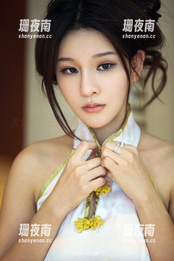 推女郎-王馨瑶 推女郎 - 王馨瑶的浴缸:蒸汽、泡沫、还有好看的原图在等你!