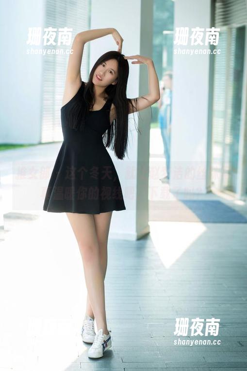 推女郎-赵梦洁 推女郎 - 这个冬天,就让赵梦洁的丝袜写真温暖你的视线吧,下载了吗?