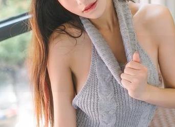 果团网 – 当周妍希在照片中穿上套装，连我家猫咪都认为这是个时尚秀！
