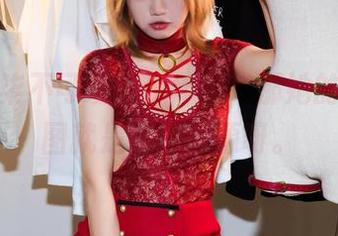 如果柒柒不可爱是少年泉，那她的高清美图就是我的水源呀。