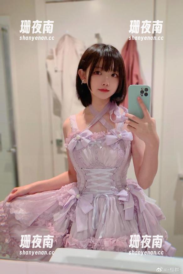 樱群 每次樱群出新图,我就……难以自拔,修女这个寓意真有趣,更新来啦!