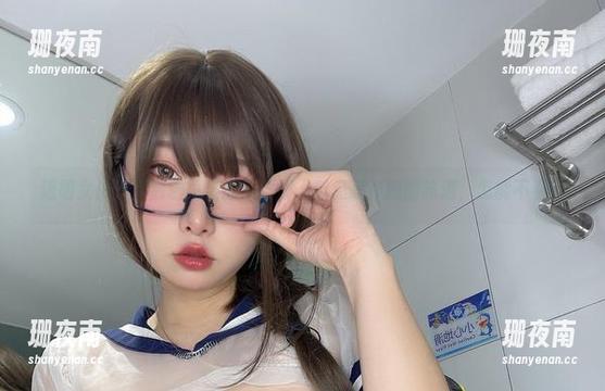 次屁啦 透明女仆?次屁啦搞出的新图册,带点恶作剧的味道,怎能不看?