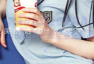 爱尤物 – 听说皮衣能让你变得霸气,陆萱萱cecilia的写真图册里全是软萌的反转。