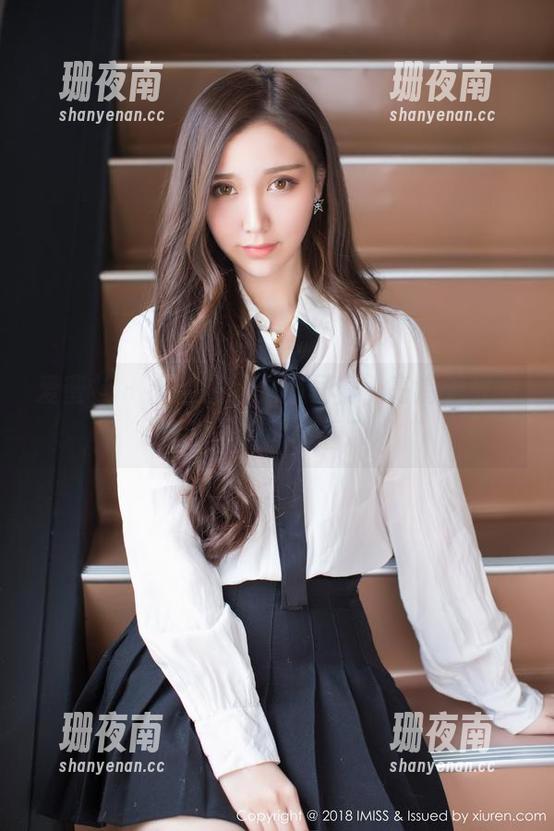 爱蜜社 - 小宝酱的豹纹写真，高清无敌到我都不敢认真看了。