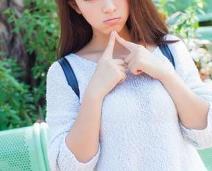 爱蜜社 – 日常一边感叹莉娜lena的护士造型，一边在找下载链接，快点来吧